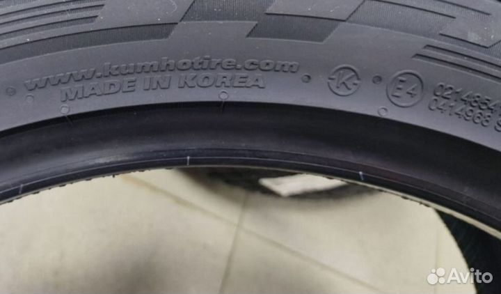 Kumho Ecsta Sport S PS72 285/30 R19 98