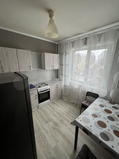 2-к. квартира, 52 м², 7/10 эт.