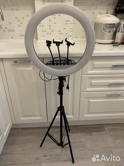 Селфи-лампа новая