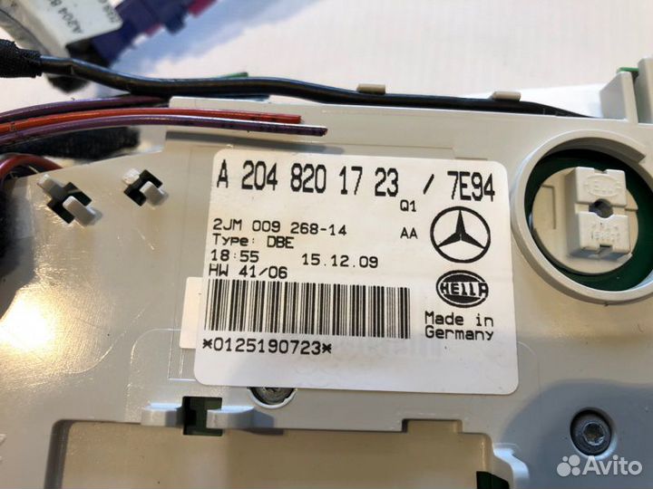Плафон потолочный Mercedes E-Class W207 273.966
