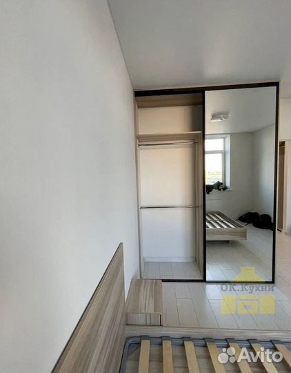 Шкаф распашной