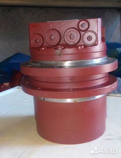 Редуктор хода с мотором Kubota KX36.3