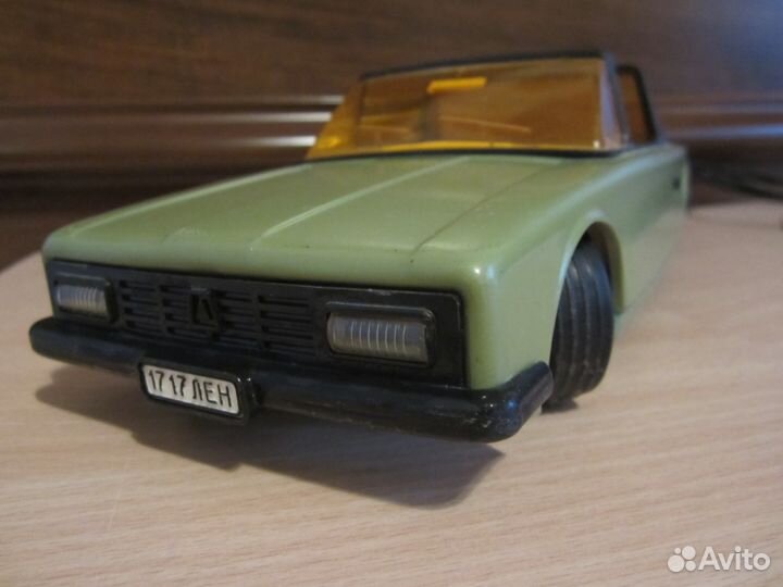 Жигули-кабриолет СССР масштаб1/18