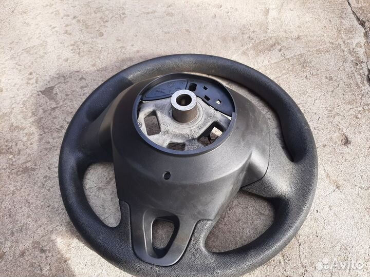 Рулевое колесо Renault Fluence