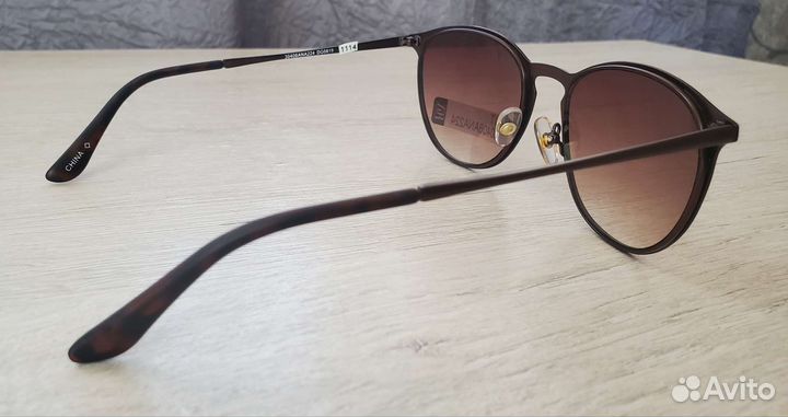 Очки солнцезащитные FGX,новые