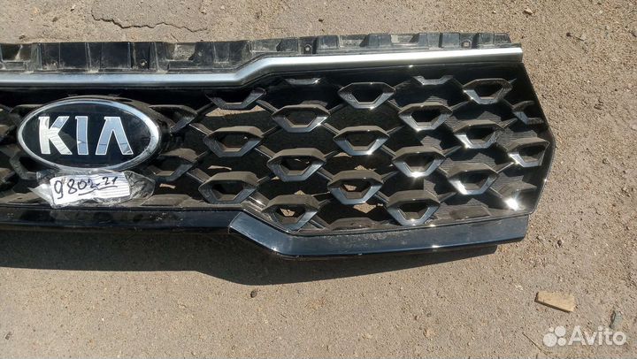 Решётка радиатора Kia Sorento 4
