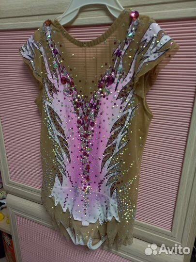 Купальник для художественной гимнастики