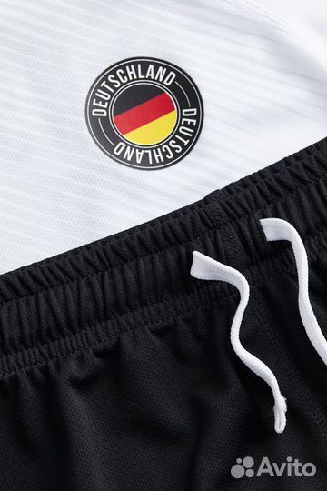 Футбольная форма hm 158/164,новая