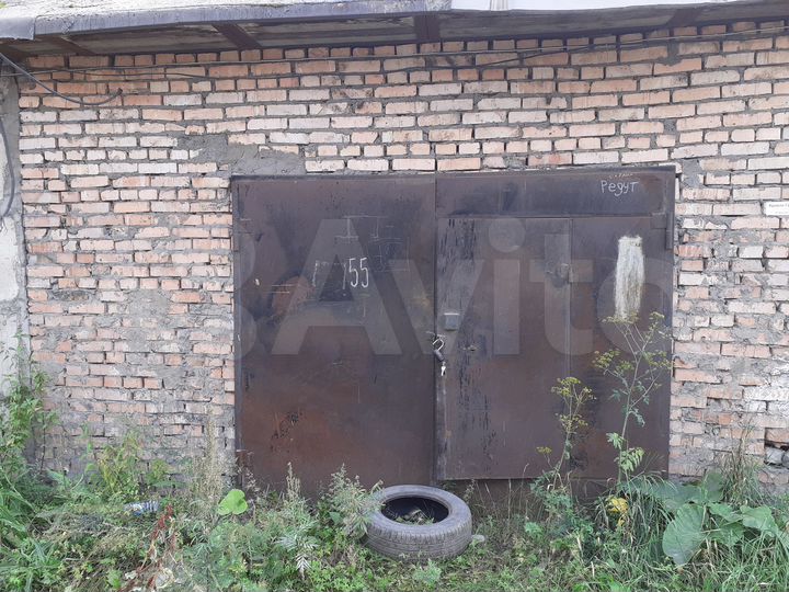 Гараж, > 30 м²