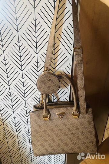 Сумка сэтчел Guess