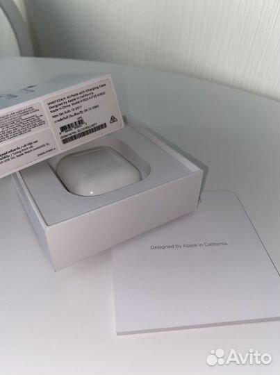 Airpods 1 поколения