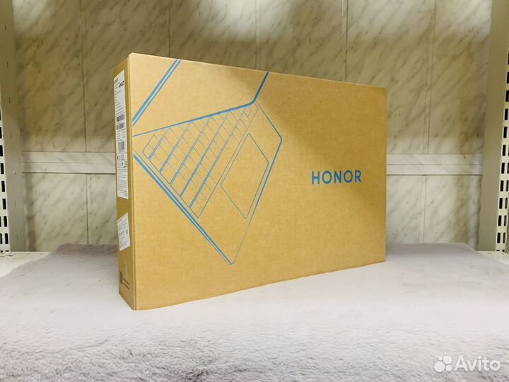 Honor MagicBook 14 / 16RAM / 512SSD