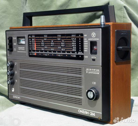 Советский радиоприемник Океан с фм