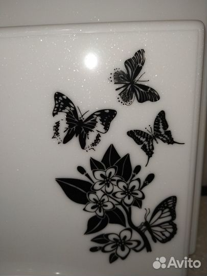 Белоснежная доска на кухню, подарок хозяйке