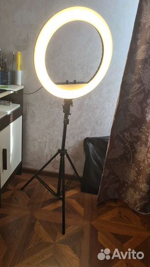 Кольцевая лампа Led