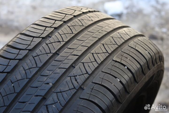 Michelin Latitude Tour HP 235/55 R18