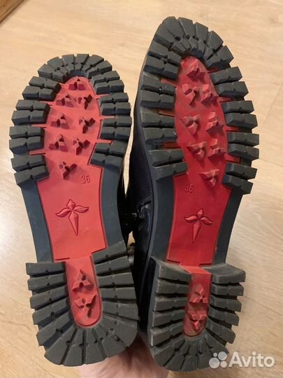 Женские осенние ботинки 36-37 Taccardi Б/У