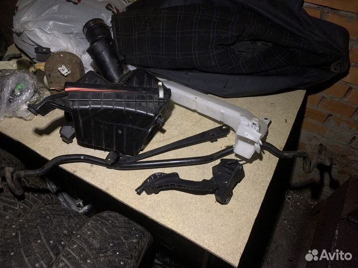 Запчасти subaru forester sg5