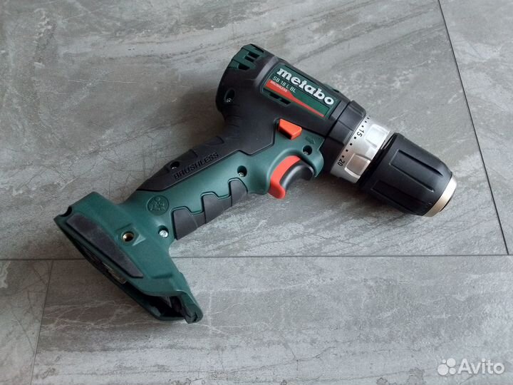 Шуруповерт ударный Metabo SB18 L BL