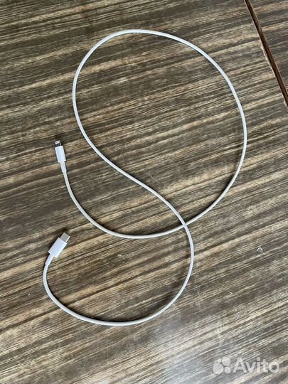 Шнур для зарядки iPhone
