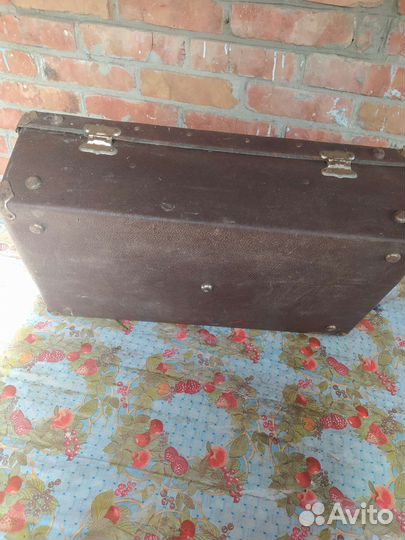 Чемоданы СССР старинные