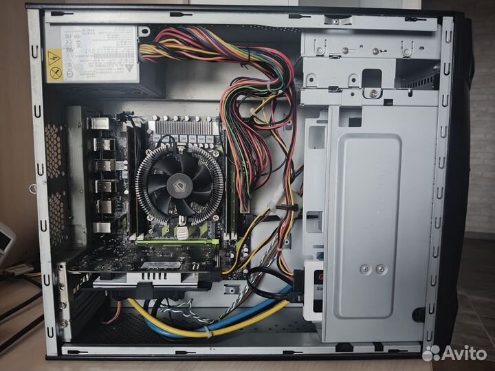 Core i7 (Xeon) 32 GB + GTX 650