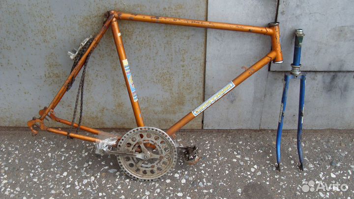 Велозапчасти Урал,хвз. СССР Читайте сод-ние об-ния