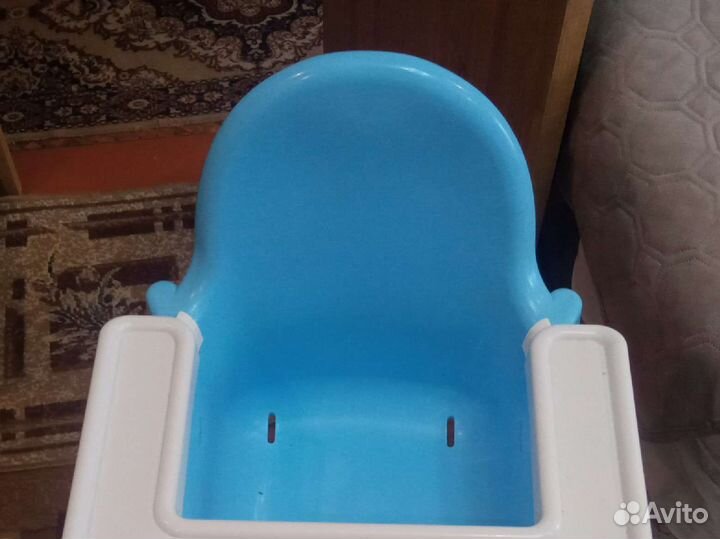 Детский стульчик для кормления