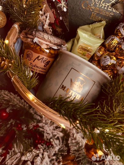 Новогодняя корзина для учителя