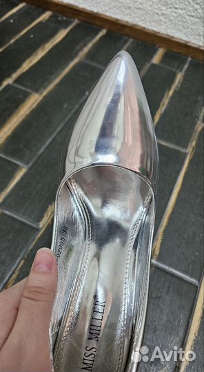 Туфли серебристые 38