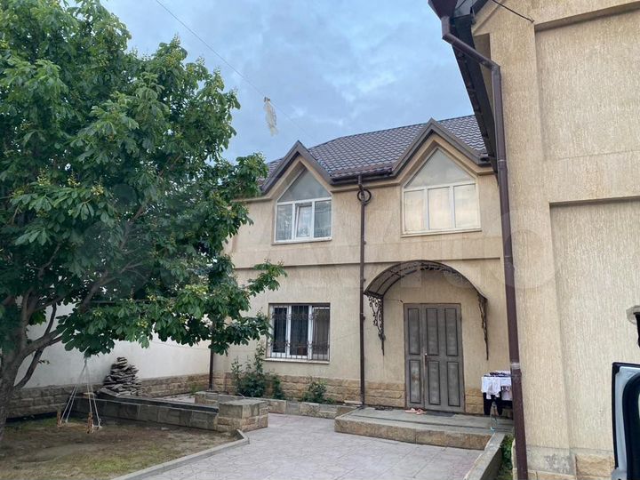 Дом 250 м² на участке 4,5 сот.