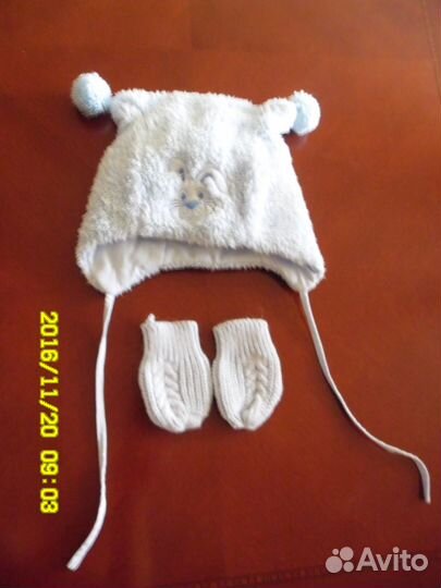 Шапка и варежки осенние