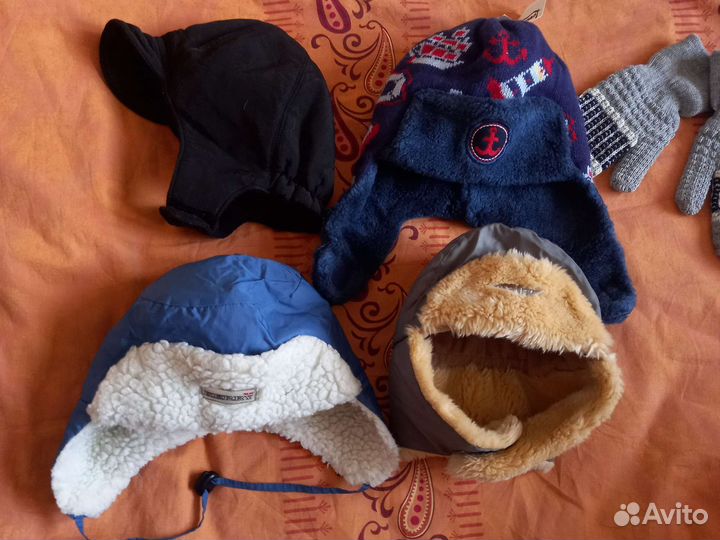 Шапка, шлем новая и бу с 2 до 6 лет