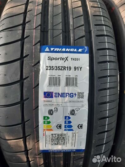 Triangle TH201 235/35 R19