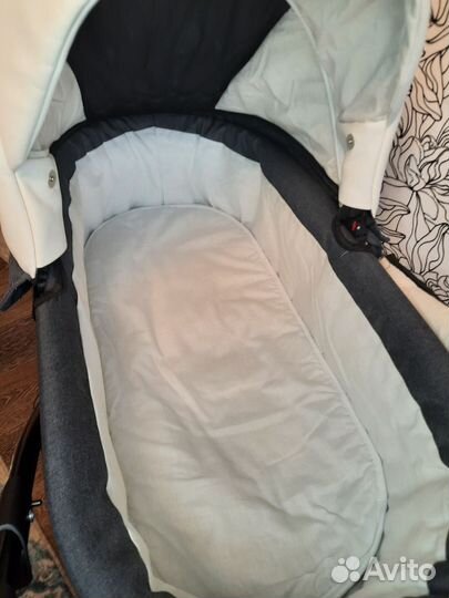 Коляска 2 в 1 Pituso Nino