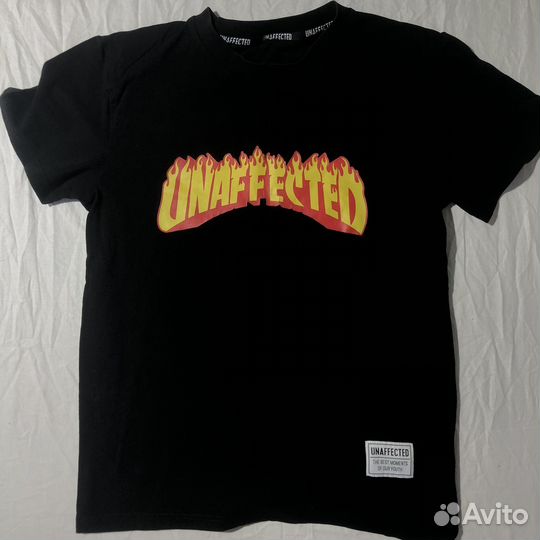 Футболка unnafacted