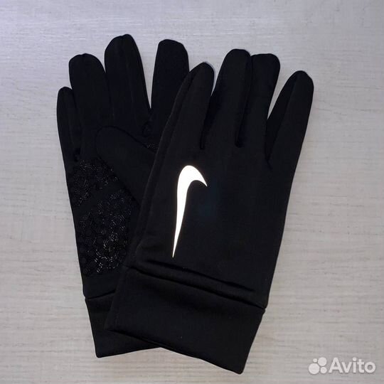 Перчатки Nike чёрные