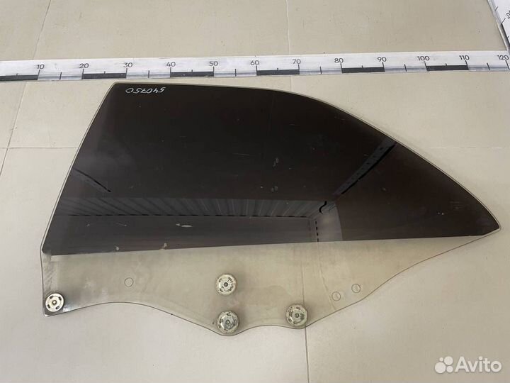 Стекло двери задней левой Toyota Mark II X90 1992