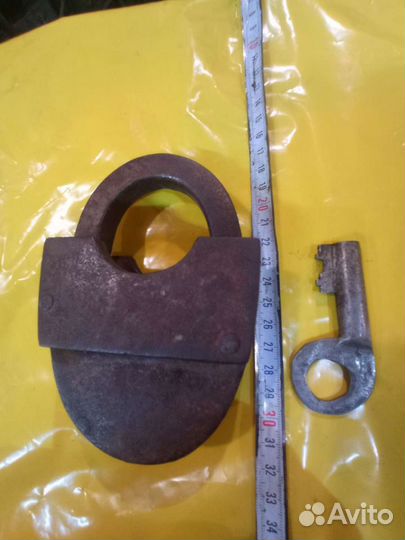 Замок старинный Пчелкин №98