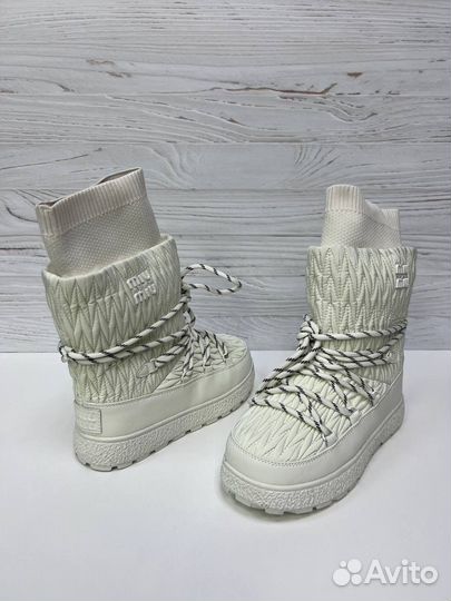 Дутики miu miu