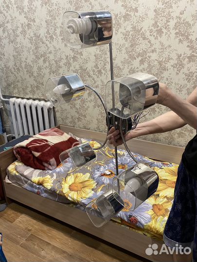 Продам люстры