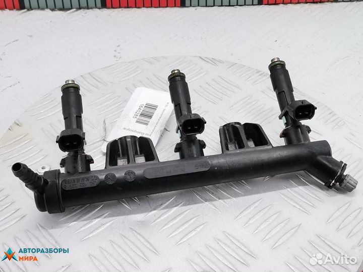 Форсунка Skoda Fabia (6Y) рест. 2007 03D906031G