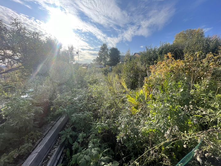 Дача 10 м² на участке 3 сот.