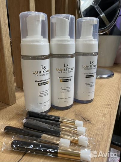 Пенка для очищения ресниц + щеточка