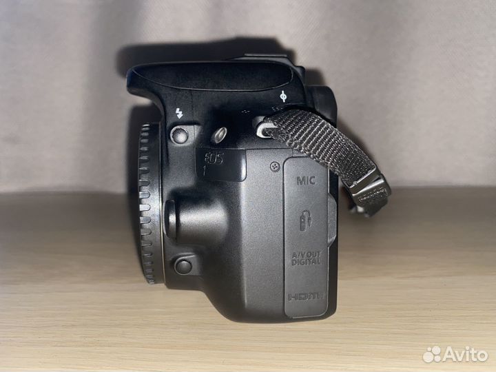 Зеркальный фотоаппарат Canon EOS 100D Body