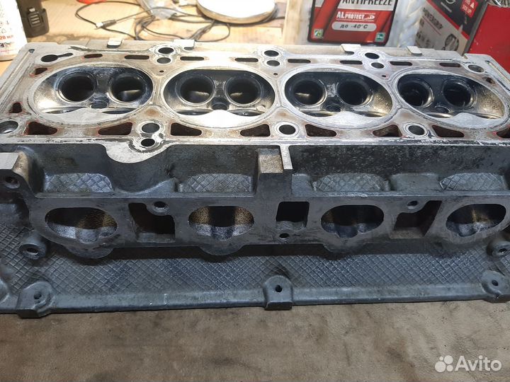 Головка блока Крайслер 2,4 EDZ