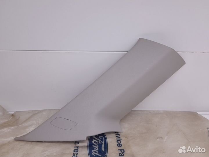 Ford Focus II Обшивка Стойки левая Новая