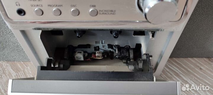 Музыкальный центр Philips MCM720/12