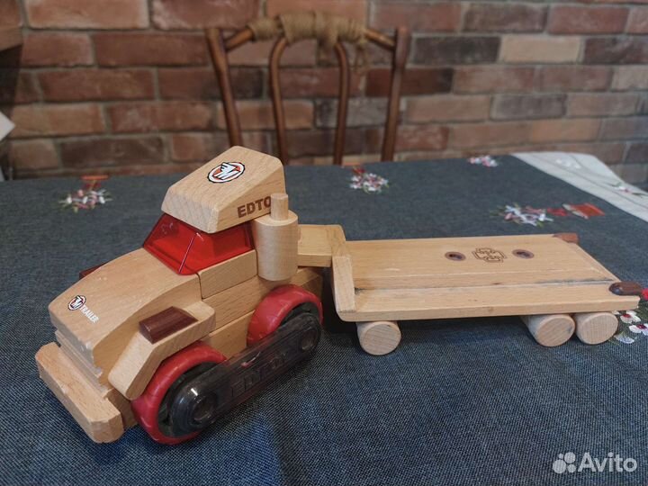 Магнитный деревянный конструктор edtoy трейлер