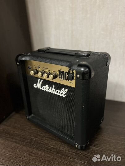 Комбоусилитель Marshall mg10g